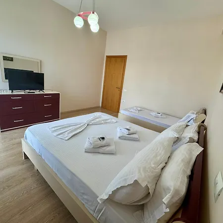 Belleview 5 * Wlora